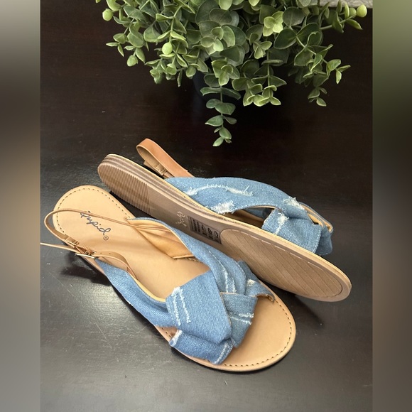 NWT*Andi Peep Toe Sandal in Denim - Picture 4 of 5